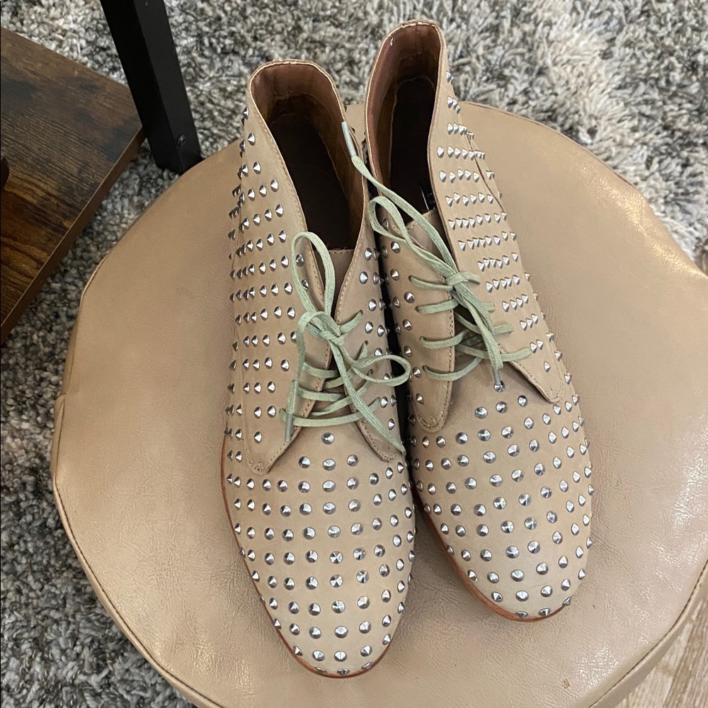 Matiko Anthropologie Oliver studded booties size 8